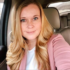 Meet your Posher, Kacie